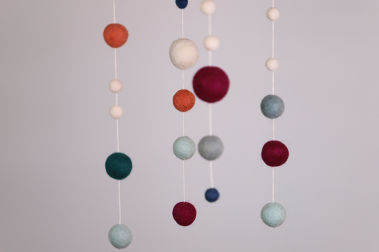 Babymobile Filzkugeln Farben des Ozeans